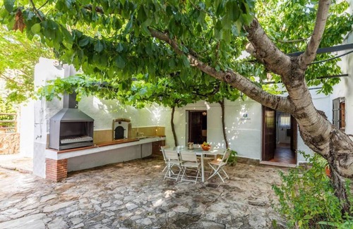 Montefrio Villa | 200 m² Villa ∙ 6 bedrooms ∙ 10 guests