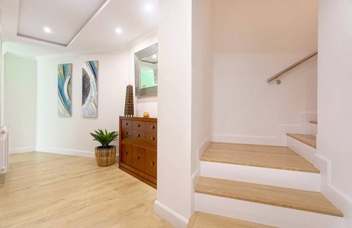 Camino de Ronda Apartment | 230 m² Apartment ∙ 5 bedrooms ∙ 10 guests