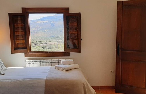 Montefrio House | 240 m² Finca ∙ 4 bedrooms ∙ 10 guests