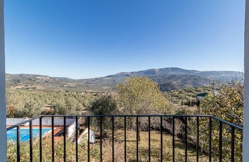 Montefrio House | 240 m² Finca ∙ 4 bedrooms ∙ 10 guests
