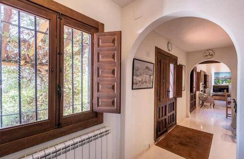 Montefrio Villa | 240 m² Villa ∙ 4 bedrooms ∙ 11 guests