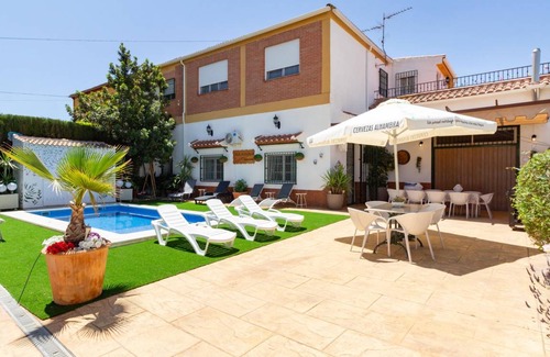 Durcal Villa | 253 m² Villa ∙ 6 bedrooms ∙ 13 guests