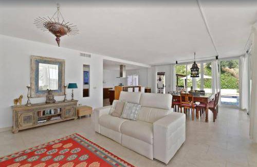 Jete Villa | 285 m² Villa ∙ 5 bedrooms ∙ 11 guests