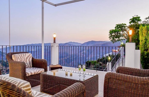 Jete Villa | 285 m² Villa ∙ 5 bedrooms ∙ 10 guests