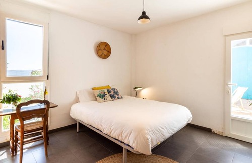 Niguelas Cottage | 296 m² Cabin ∙ 2 bedrooms ∙ 4 guests