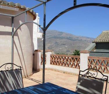 Pinos del Valle Bed & Breakfast | 31 m² Bed and breakfast ∙ 4 guests