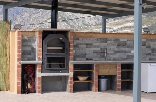Durcal House | 322 m² House ∙ 6 bedrooms ∙ 14 guests