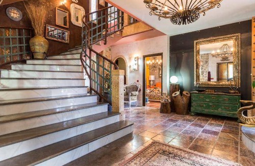 Padul Villa | 331 m² Villa ∙ 7 bedrooms ∙ 13 guests