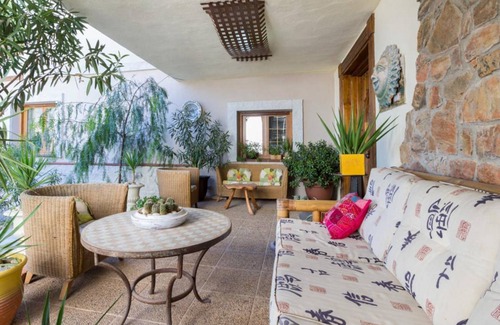 Padul Villa | 331 m² Villa ∙ 7 bedrooms ∙ 12 guests