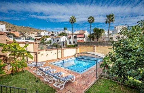 Almunecar Villa | 350 m² Villa ∙ 6 bedrooms ∙ 11 guests