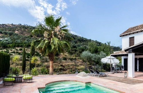 El Valle Villa | 393 m² Villa ∙ 5 bedrooms ∙ 11 guests