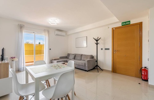 Atarfe Apartment | 40 m² Apartment ∙ 1 bedroom ∙ 2 guests