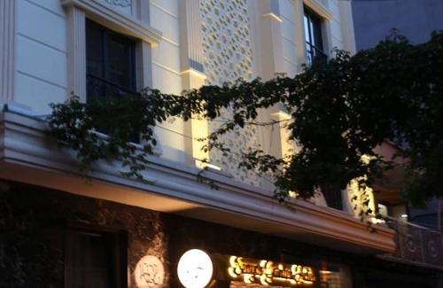 Istanbul City Center Hotel | 40 m² Hotel ∙ 7 guests