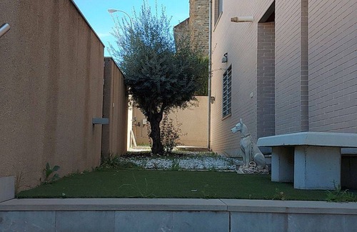 Genil House | 400 m² House ∙ 5 bedrooms ∙ 8 guests