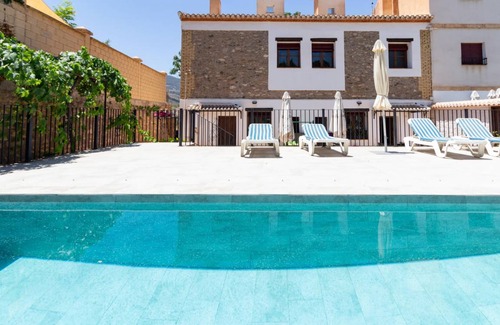 Melegis Cottage | 420 m² Cabin ∙ 4 bedrooms ∙ 8 guests