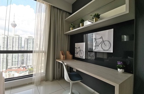 Bukit Bintang Apartment | 5 min Walk to Night Market, Train Station (H)