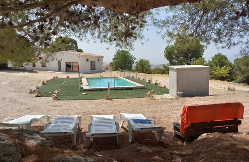 Castril House | 500 m² House ∙ 8 bedrooms ∙ 18 guests
