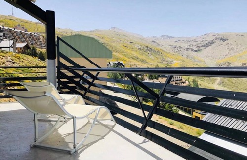 Pradollano Apartment | 60 m² Apartment ∙ 2 bedrooms ∙ 4 guests