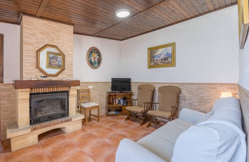 Cacin House | 65 m² House ∙ 2 bedrooms ∙ 4 guests
