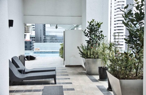 Golden Triangle Apartment | 686 m² Apartment ∙ 4 guests