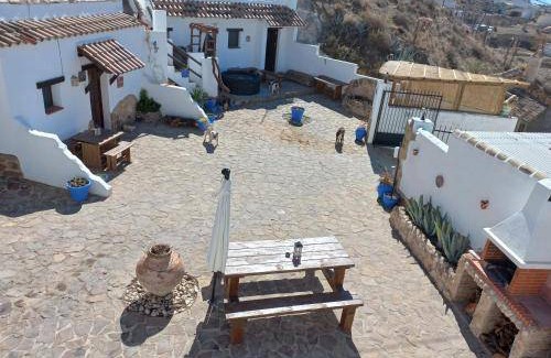 Huescar Apartment | 70 m² Apartment ∙ 3 bedrooms ∙ 9 guests