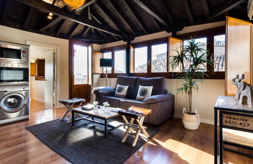 Central District Apartment | 74 m² Apartment ∙ 1 bedroom ∙ 4 guests