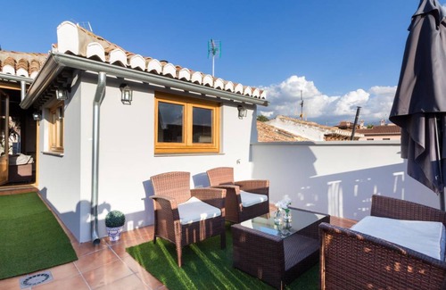 Central District Apartment | 74 m² Apartment ∙ 1 bedroom ∙ 4 guests