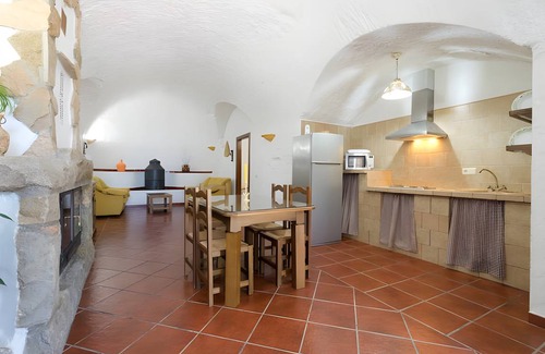 Fonelas House | 75 m² House ∙ 2 bedrooms ∙ 6 guests