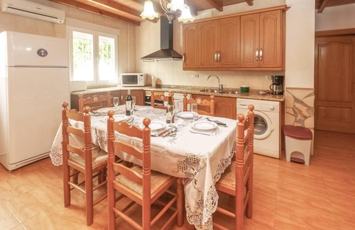 Montefrio House | 75 m² House ∙ 3 bedrooms ∙ 6 guests