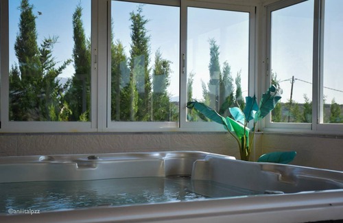 Atarfe Villa | 750 m² Villa ∙ 3 bedrooms ∙ 6 guests