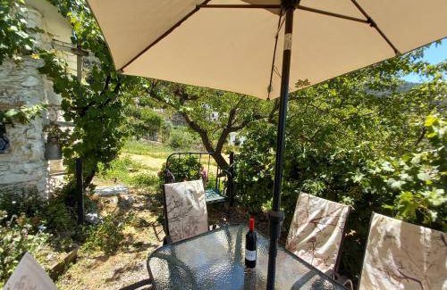 Bubion Bed & Breakfast | 80 m² Bed and breakfast ∙ 3 bedrooms ∙ 4 guests