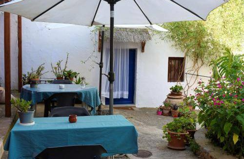 Albunol House | 80 m² House ∙ 2 bedrooms ∙ 5 guests