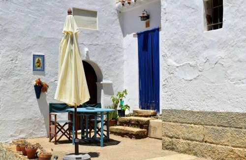 Albunol House | 80 m² House ∙ 2 bedrooms ∙ 5 guests