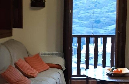 Bubion House | 80 m² House ∙ 2 bedrooms ∙ 6 guests
