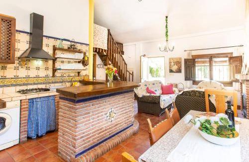 Niguelas House | 80 m² House ∙ 3 bedrooms ∙ 6 guests