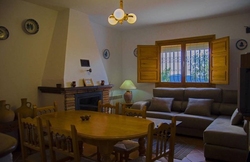 Nechite House | 84 m² House ∙ 3 bedrooms ∙ 8 guests