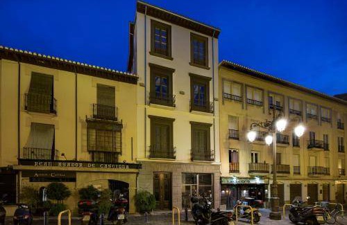 Central District Apartment | 85 m² Apartment ∙ 3 bedrooms ∙ 6 guests