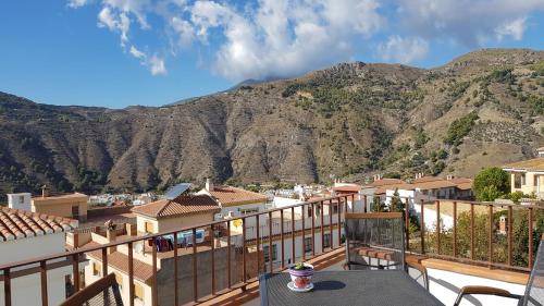 Velez de Benaudalla Apartment | 88 m² Apartment ∙ 2 bedrooms ∙ 4 guests