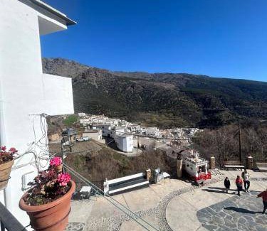 Trevelez Apartment | 90 m² Apartment ∙ 3 bedrooms ∙ 5 guests