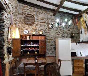 Rubite Ski Chalet | 90 m² Chalet ∙ 2 bedrooms ∙ 6 guests