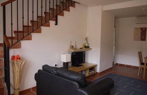 Albunuelas House | 90 m² House ∙ 2 bedrooms ∙ 4 guests