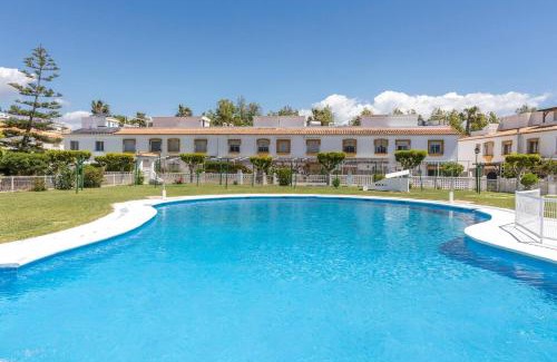 Salobrena Apartment | adosado con piscina junto a la playa