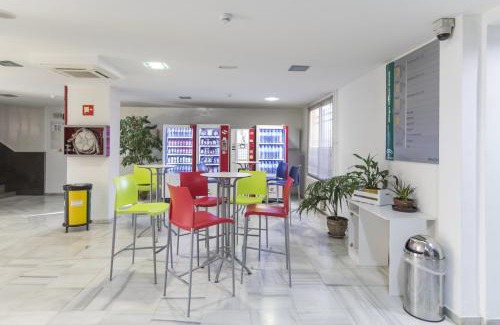 Distrito Ronda Hostel | Albergue Inturjoven Granada