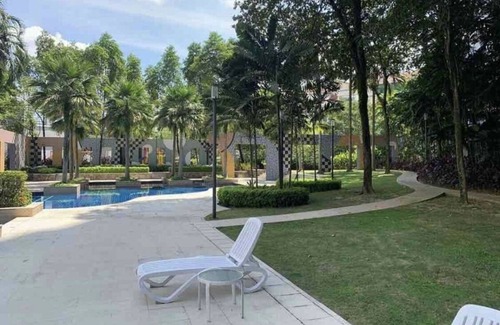 Mutiara Damansara Condo | Amisha Home 2 Bedrooms Cozy & Comfortable Apartment Staycation