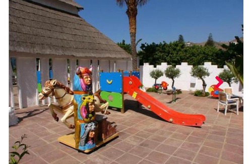Almunecar Apartment | Apartamento EN HOTEL SUITES ALBAYCIN DEL MAR