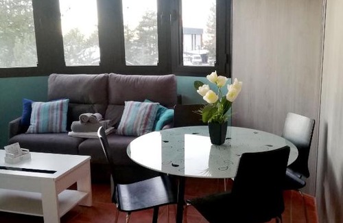 Pradollano Apartment | Apartamentos Monte Gorbea con parking y wifi by SURYNIEVE