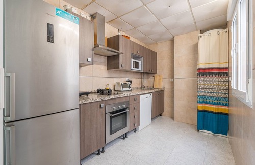 Beiro Apartment | Apartment 'Granada David' with Shared Terrace, Wi-Fi and Air Conditioning