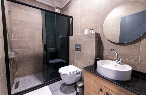 Serifali Mahallesi Hotel | ARENA LUXURY