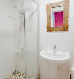 Sultanahmet Hostel | Bucoleon by Cheers