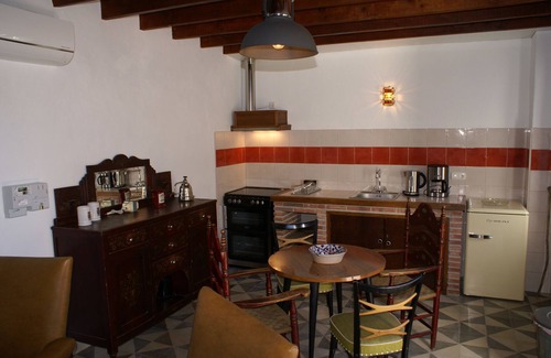 Murchas Apartment | Cañota 2-Floors King Room, Adults Only, living room, bedroom, kitchen, bathroom